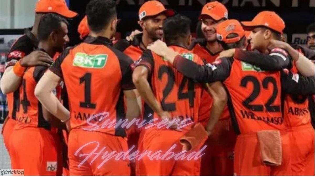 Sunrisers Hyderabad team huddle